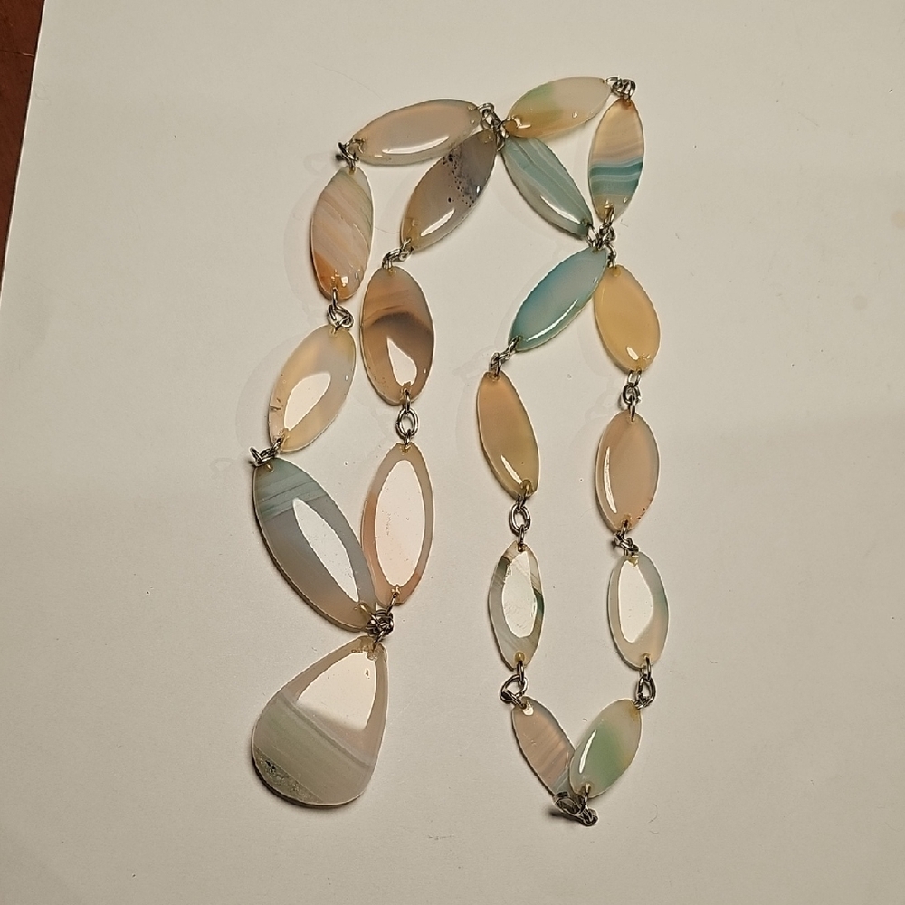 Beautiful Botswana Agate Vintage Necklace.  Unmarked.